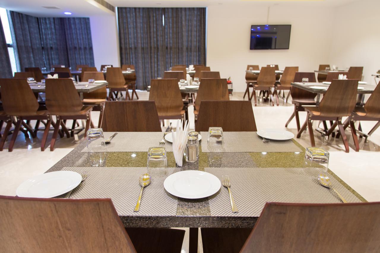 Hotel Hills Tirupattur Tiruppatur Exterior foto