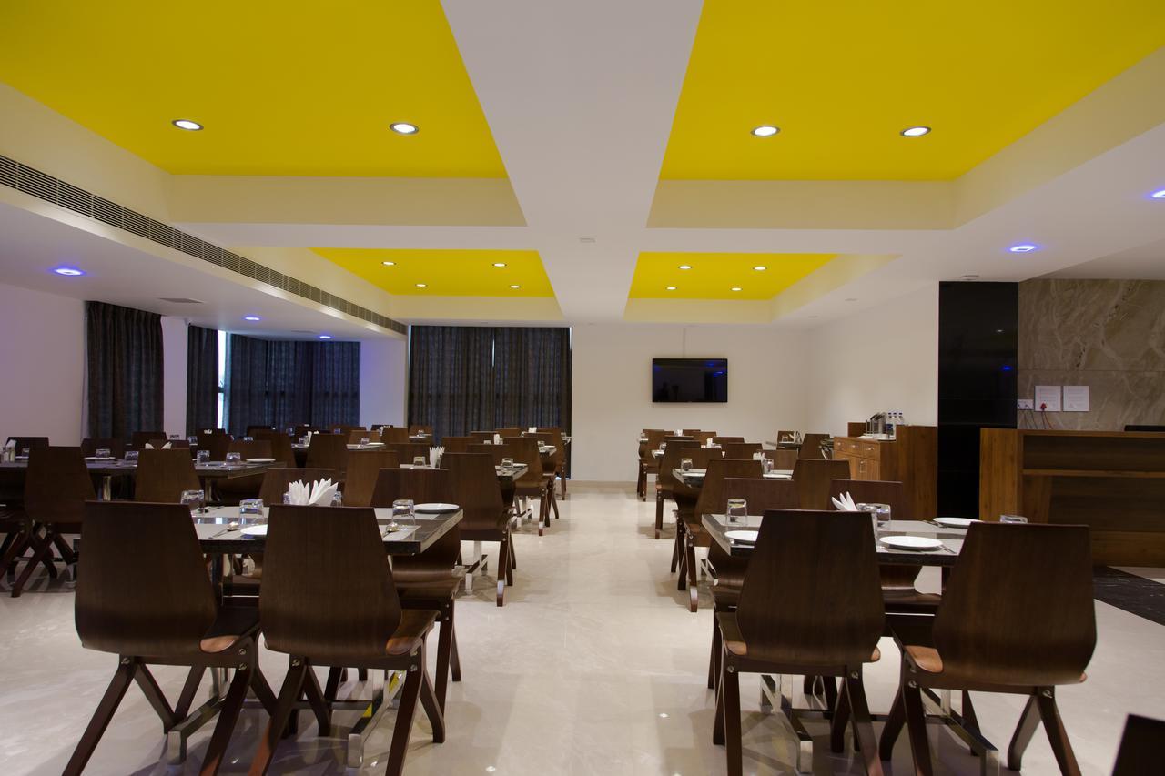 Hotel Hills Tirupattur Tiruppatur Exterior foto